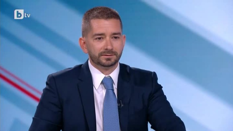 Слави Василев: Разделение на властите в сегашната система няма