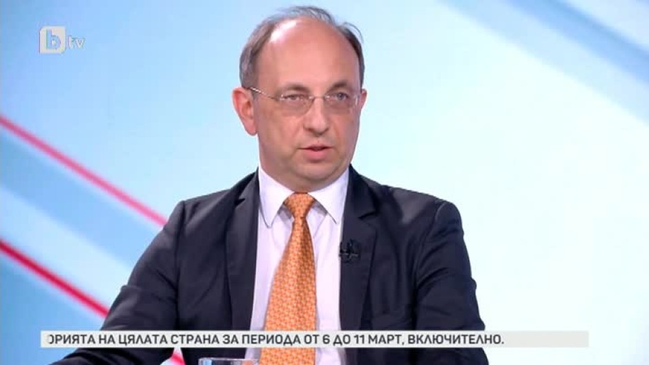 Николай Василев: Банките извън еврозоната са по-уязвими
