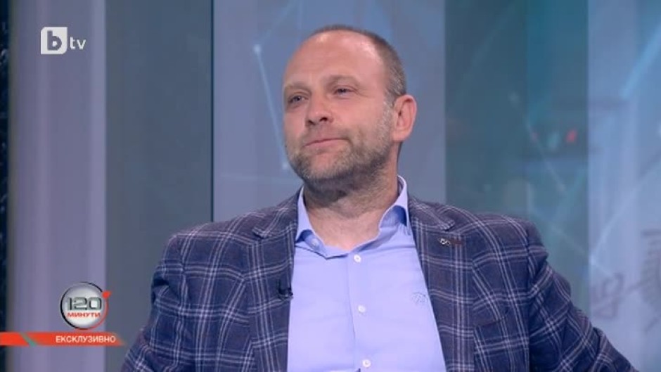Тити Папазов: Голямата новина е, че г-н Божков и г-н Попов няма да фалират "Левски"