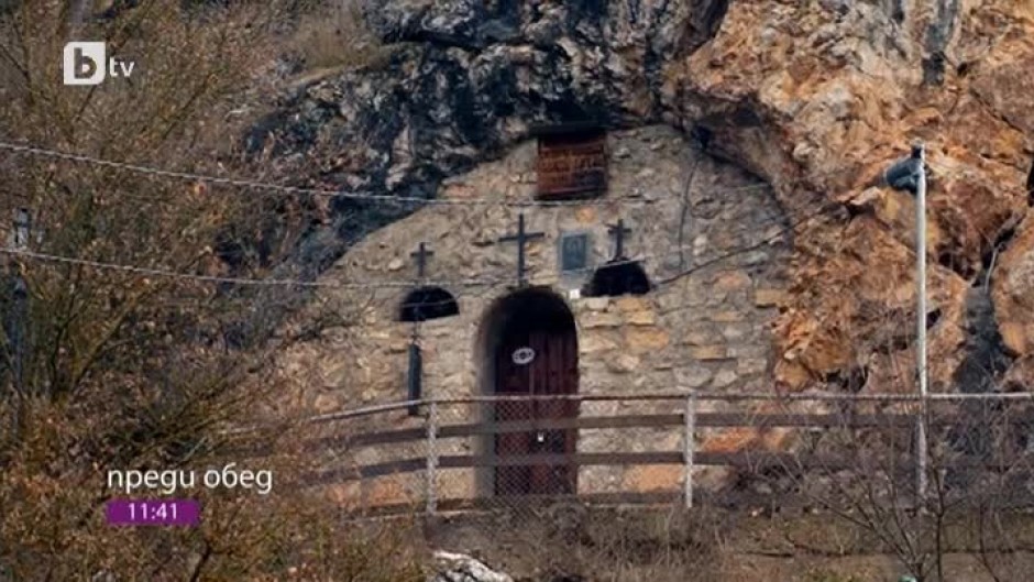 „Мистичната България”: Лековити ли са сълзите на света Петка?