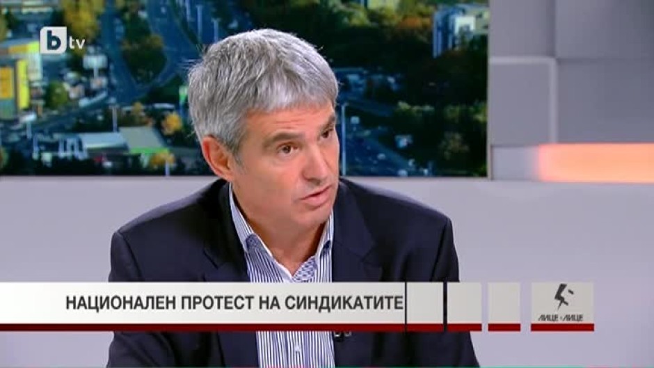 Пламен Димитров: Увеличението на заплатите до момента се дължи главно на натиска от обществото