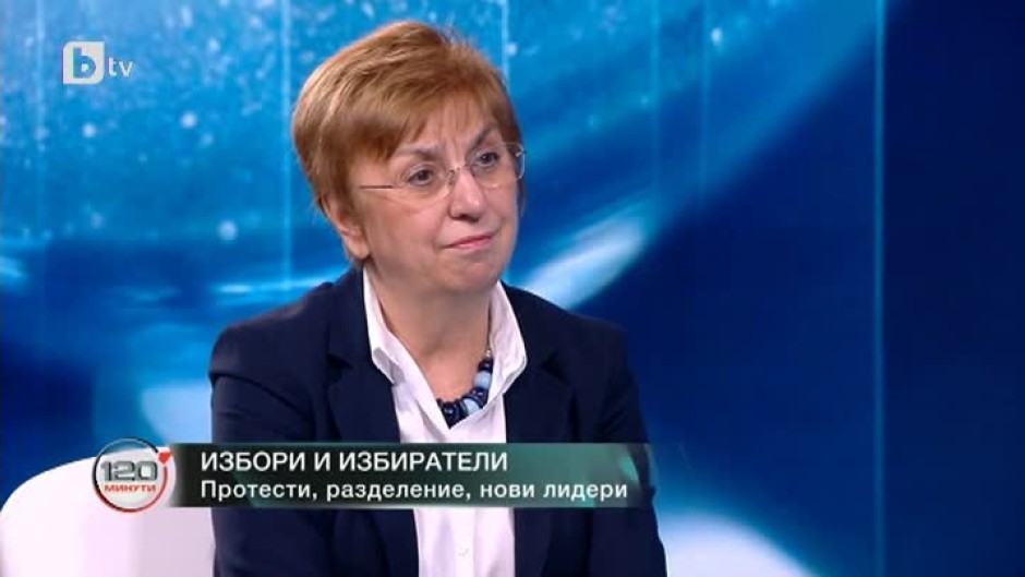 Проф. Екатерина Михайлова: Политическата и институционалната ситуация в страната са в дълбока криза