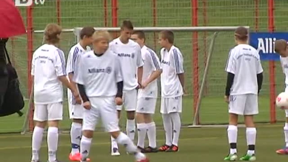 Младежки футболен лагер събра деца от цял свят в Мюнхен