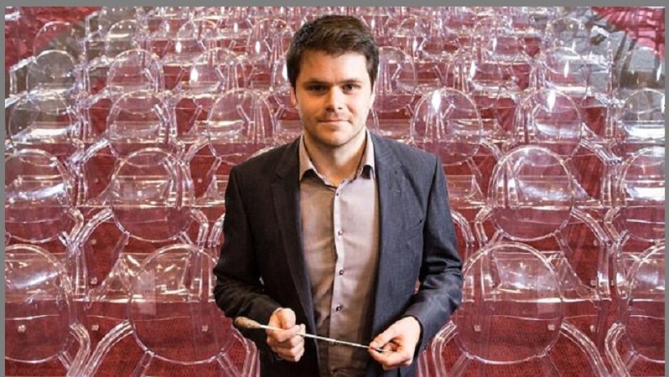 Млад диригент застава начело на австралийски оркестър