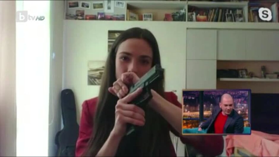 Лорина Камбурова се простреляла първия път, когато държала пистолет (ВИДЕО)