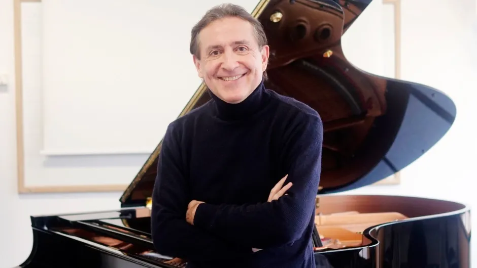 Людмил Ангелов ще реализира мечтата си за интеграл с клавирните концерти на Брамс в „Европейски музикален фестивал“ 