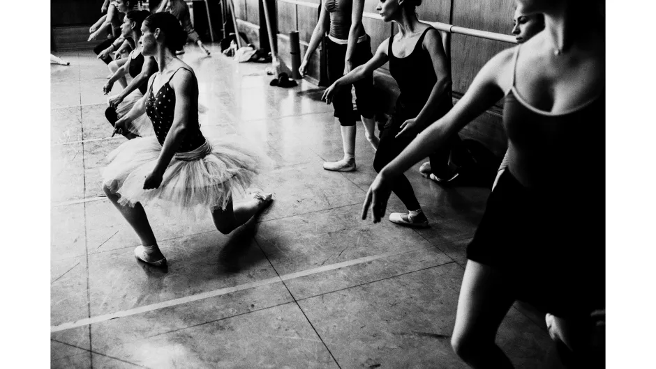 Фотоизложбата „Прима“ открива честването на Международния ден на балета в София