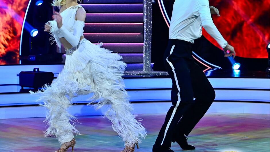 "Разкошна танцьорка, огромен талант!": Страстната салса на Натали Трифонова в "Dancing Stars" (ВИДЕО)