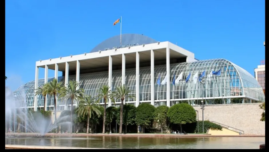 Затварят Двореца на музиката във Валенсия за една година