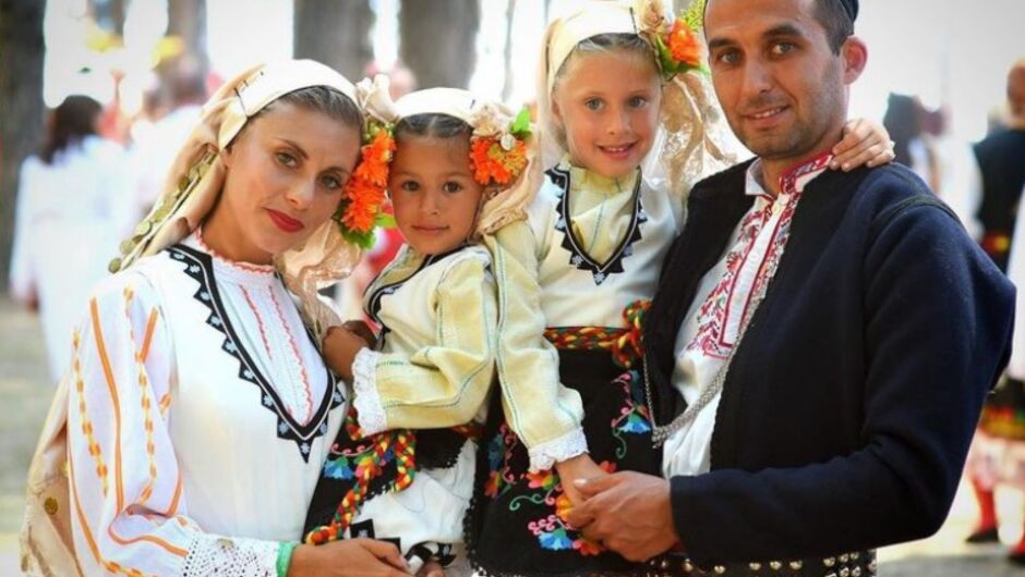 Традиция и забавление в Жеравна – вижте кадри от един от най-големите фестивали в България