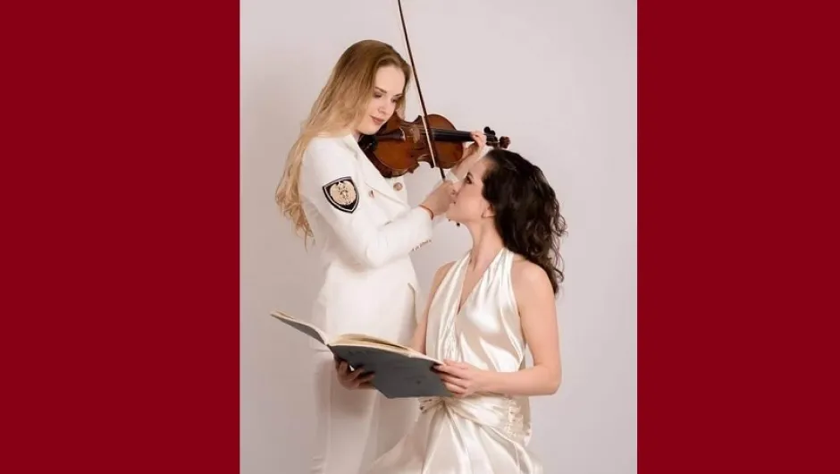 Цигуларката Зорница Иларионова и пианистката Мартина Табакова с награди от Париж и Москва