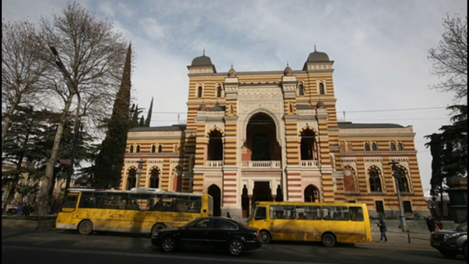 Операта в Тбилиси отново отваря врати
