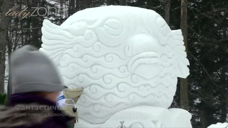 Фантастични снежни скулптури изникнаха край Сочи на Черноморието (ВИДЕО)