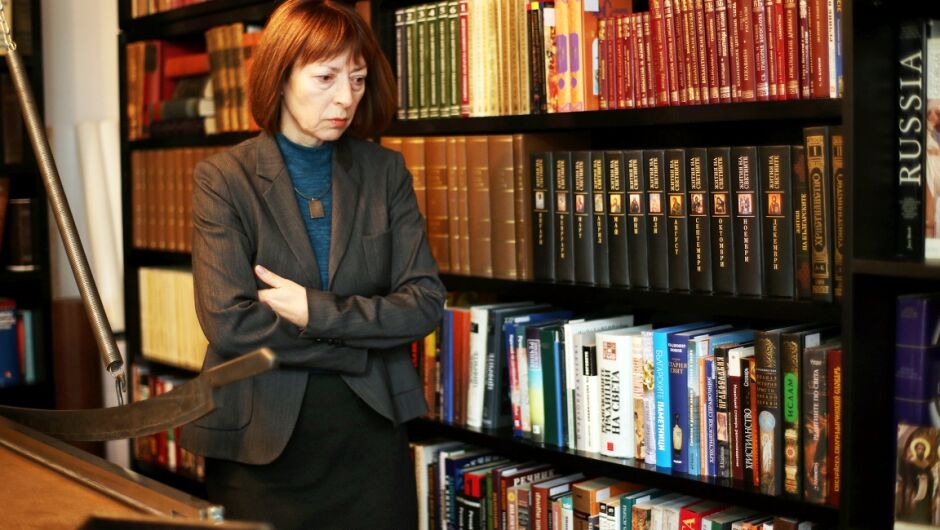 Д-р Румяна Дечева, реставратор на ръкописи - живот сред аромата на книгите