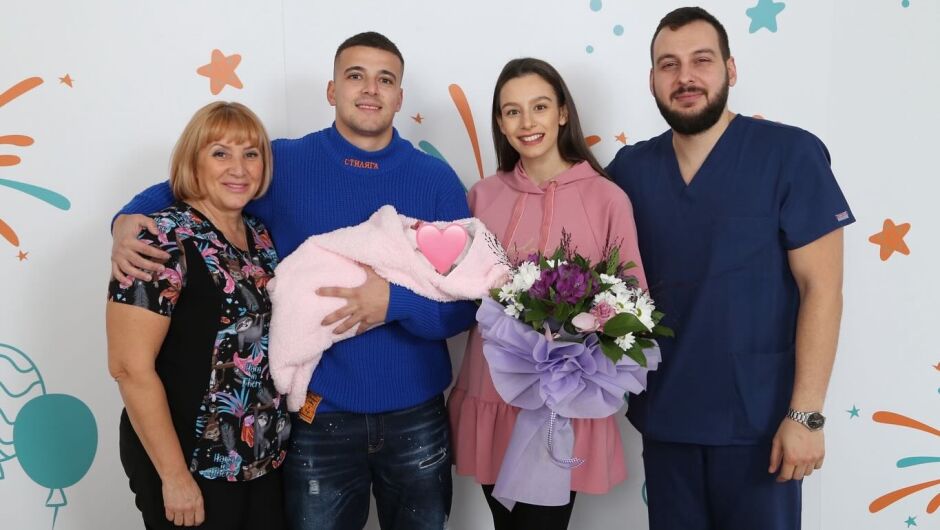 Мадлен Радуканова вече е вкъщи с бебето, за чието раждане се погрижи Мажена от "Фермата"