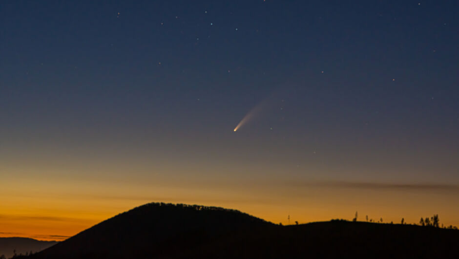 Най-ярката комета, минавала покрай Земята от 90-те насам, може да бъде наблюдавана и от България (ВИДЕО)