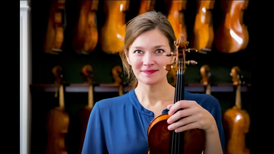 Жанин Янсен и 12-те цигулки „Stradivari“