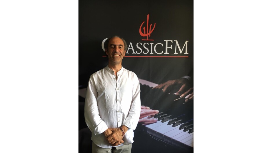 Диригентът Дамиано Джурана: „Музиката надделява над всичко по най-тихия начин“