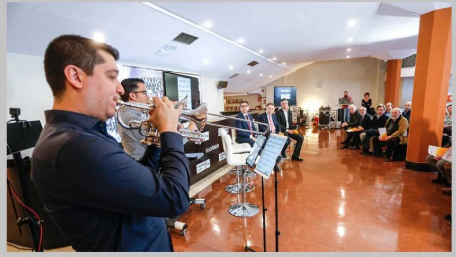 Дигитален пулт за оркестранти и хористи в RTVE- Испания