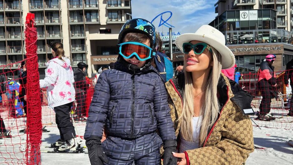 Златка Райкова с Благойчо на ски. Как се справя детето на пистата? (СНИМКИ)