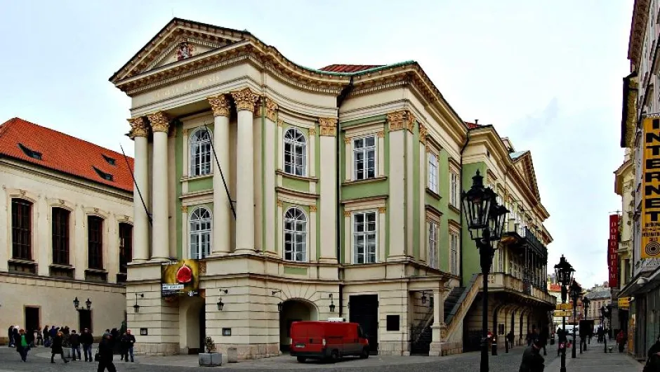 В Прага кръщават театър на Моцарт