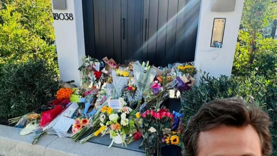 Нямаше очи без сълзи! Как погребаха актьора Матю Пери (СНИМКИ)