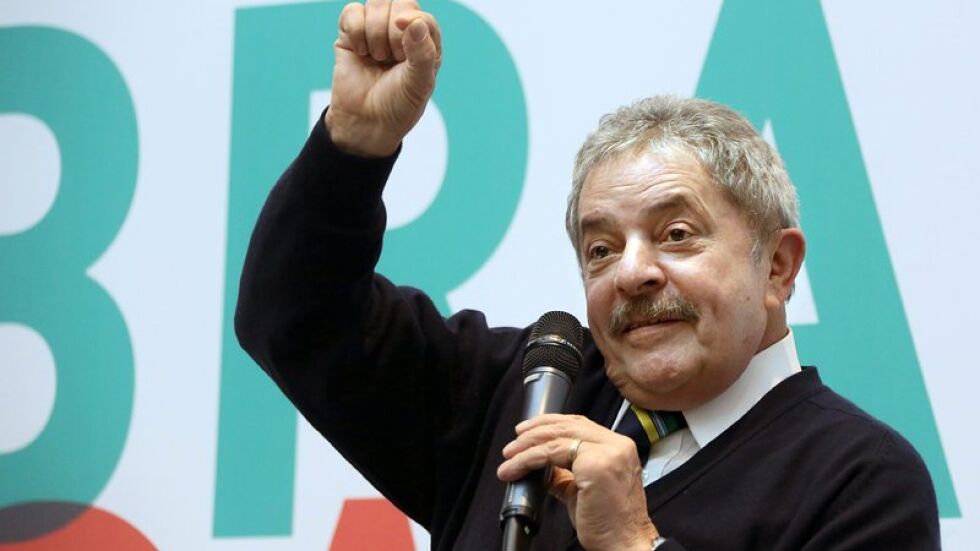 Бившият бразилски президент беше осъден на над 9 г. затвор