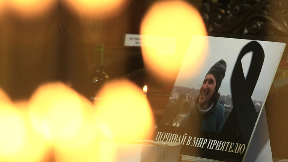 Споменът на охранителя, пред когото се запали и изгоря Пламен Горанов