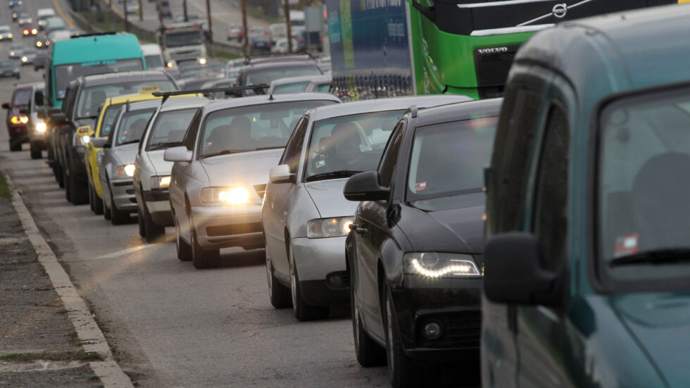Отлагат глобите за влизане със замърсяващ автомобил в центъра на София?