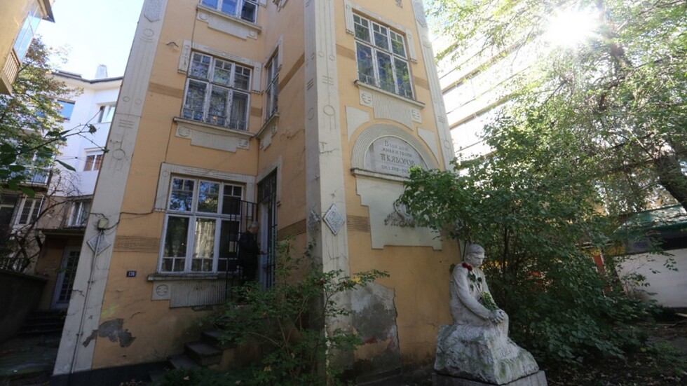 Започна ремонтът на къщата музей на Пейо Яворов в София