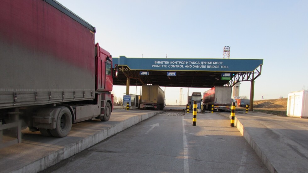 Затварят временно Дунав мост за профилактика 