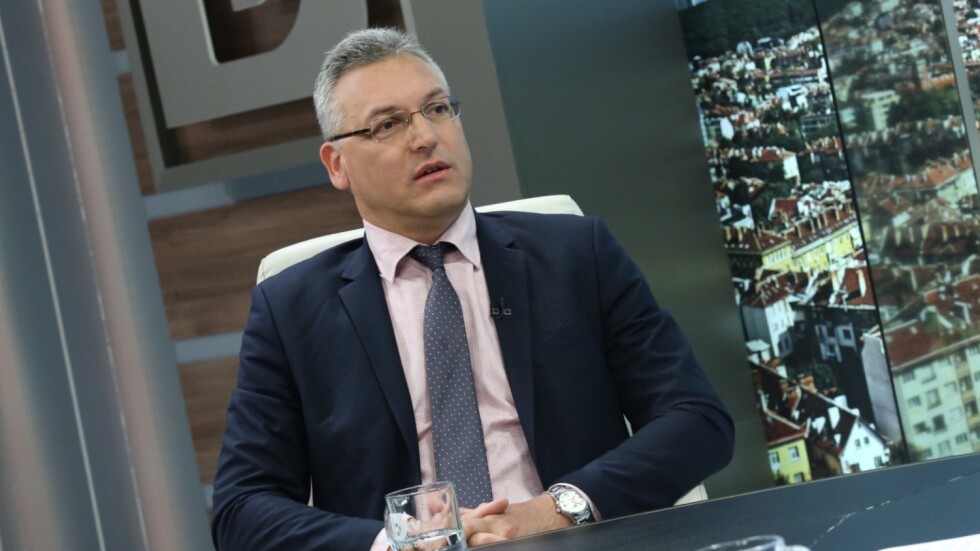 ГЕРБ искат оставката на Валери Жаблянов, БСП не го дават (ОБЗОР)
