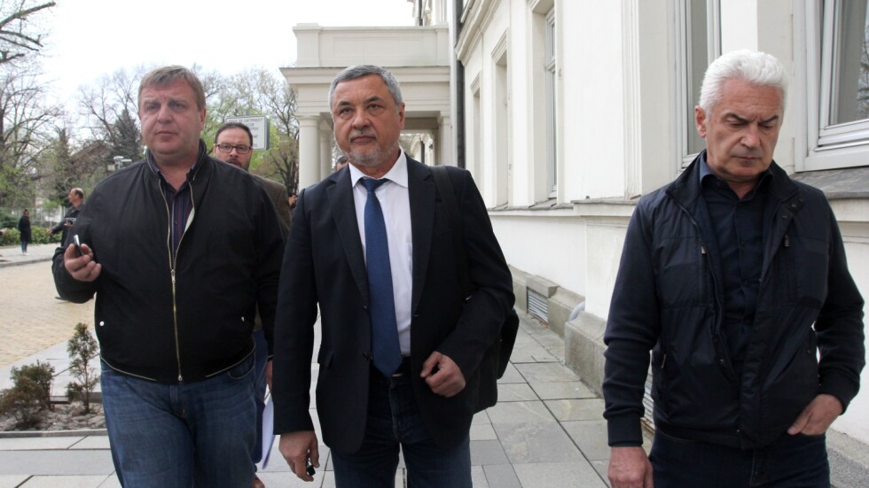 Волен Сидеров обвини Валери Симеонов, че с критики към ГЕРБ руши управлението (ОБНОВЕНА)