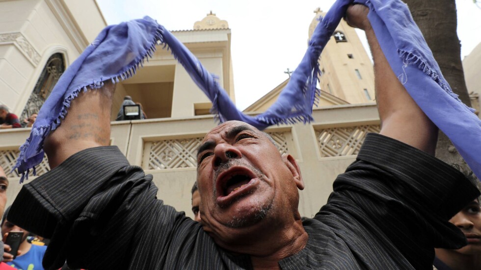 Тридневен траур в Египет след атаките в две коптски църкви