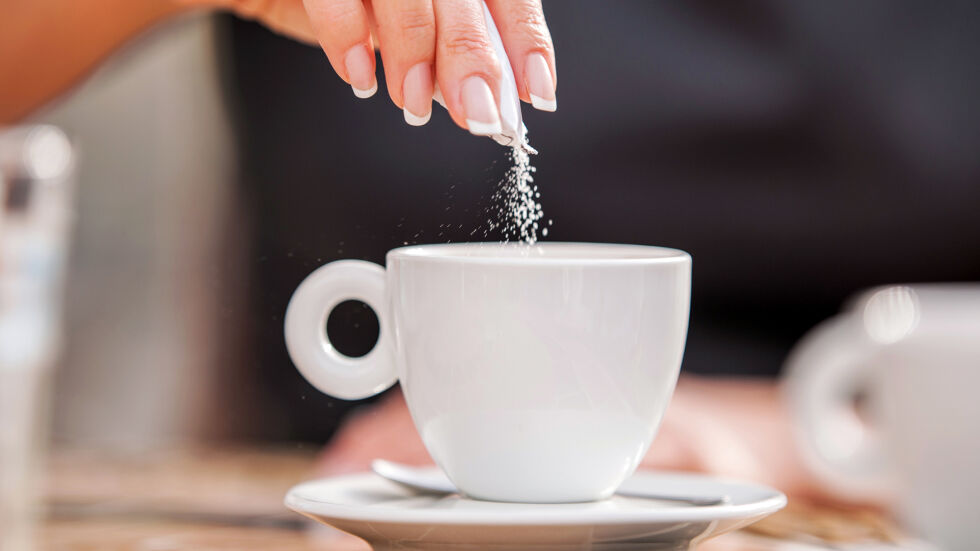 Забравете захарта, солта подобрява кафето