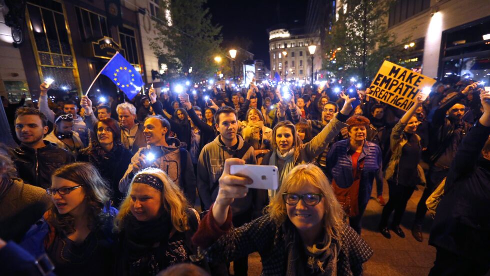 Хиляди отново протестираха в Будапеща в подкрепа на университета на Сорос