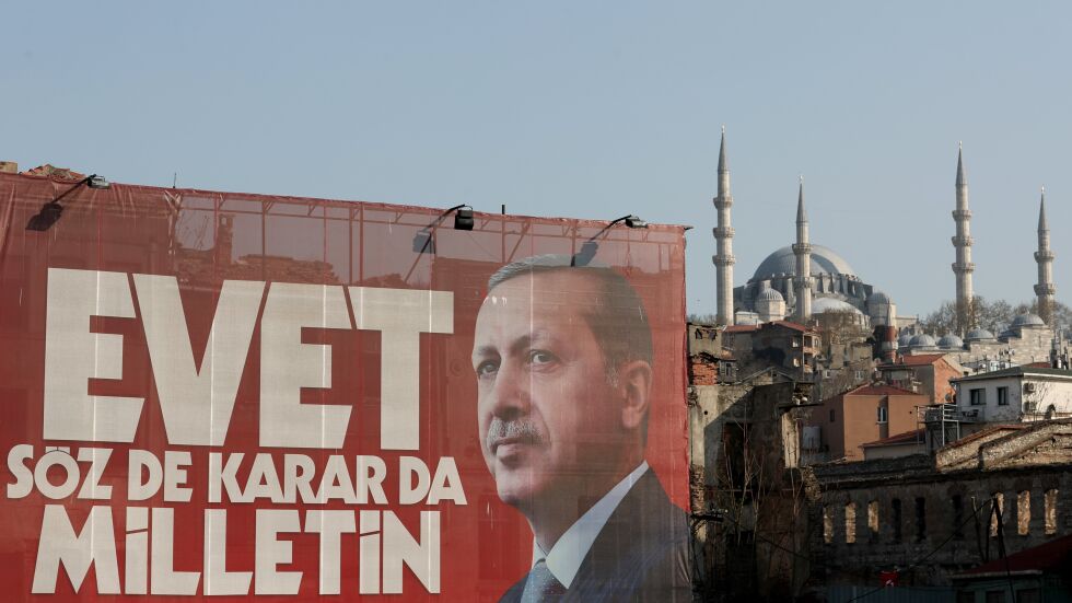Каква власт може да даде на Реджеп Ердоган референдумът в Турция?