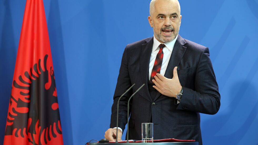 Албанският премиер: Ако ЕС ни обърне гръб, може да се обединим с Косово
