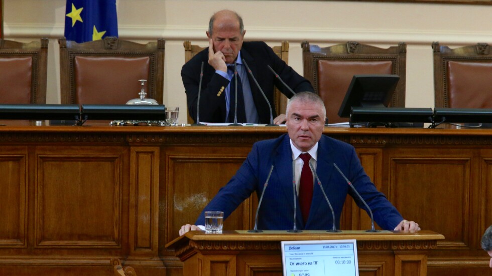 Парламентът създаде комисия за имунитета на Веселин Марешки
