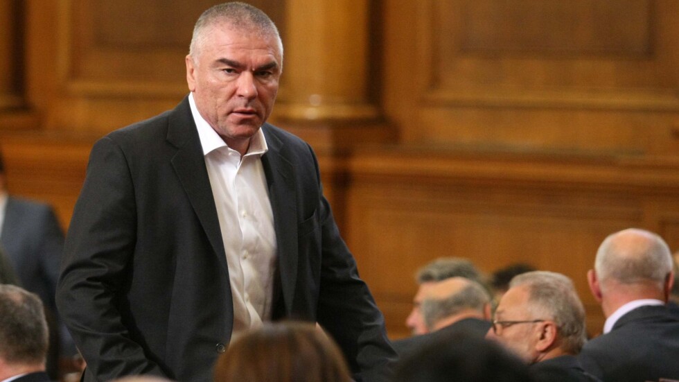 Главният прокурор поиска имунитета на Веселин Марешки и още двама депутати от "Воля" 