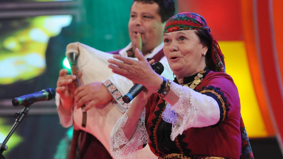 Най-обичаните родопски песни на концерт бенефис на Валя Балканска
