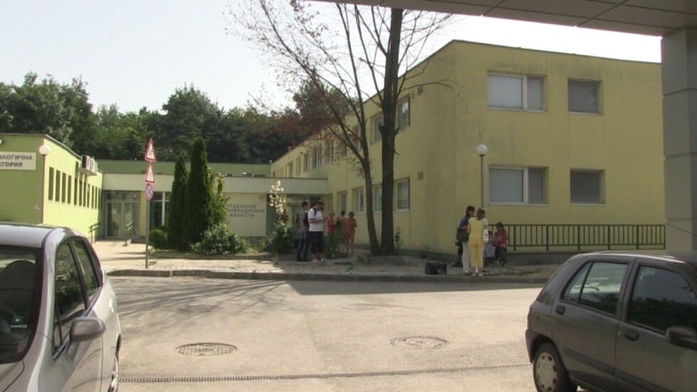 Десет деца са приети в болница в Русе с хранително отравяне