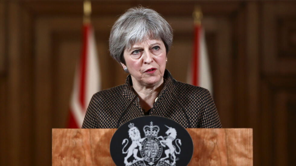 Британски медии твърдят, че се готви преврат на Тереза Мей