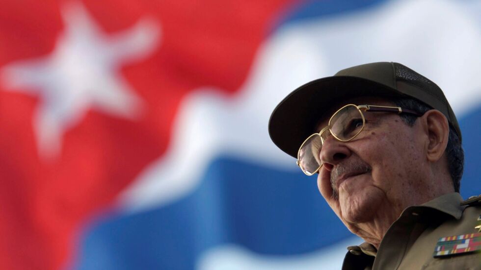Кубинският парламент избира приемник на президента Раул Кастро 