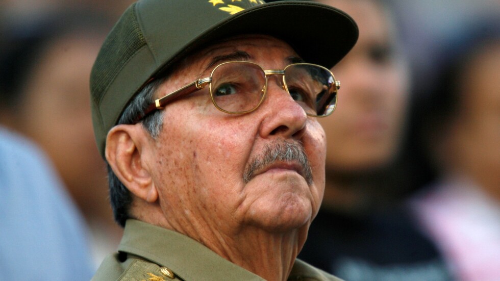 Раул Кастро се оттегля като ръководител на Кубинската комунистическа партия