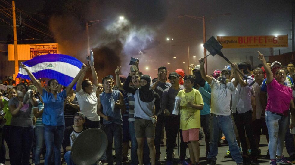 11 жертви и десетки ранени по време на антиправителствените протести в Никарагуа