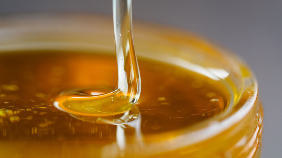 Мандарини, ядки и пчелен мед – сред храните, спрени от БАБХ да стигнат до пазара