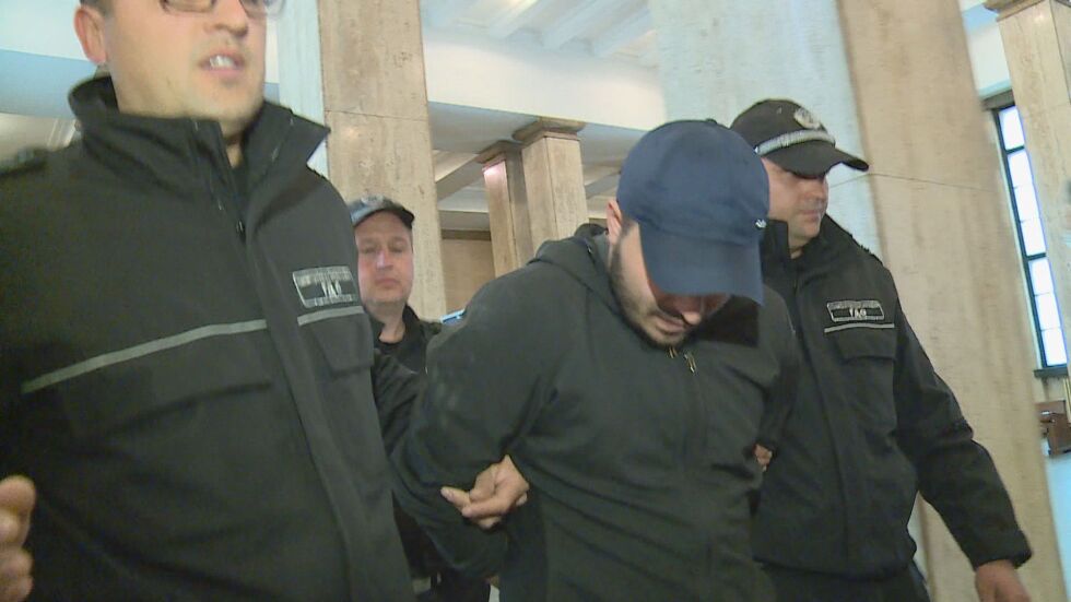 Синът на бившия щангист Гълъбин Боевски остава в ареста