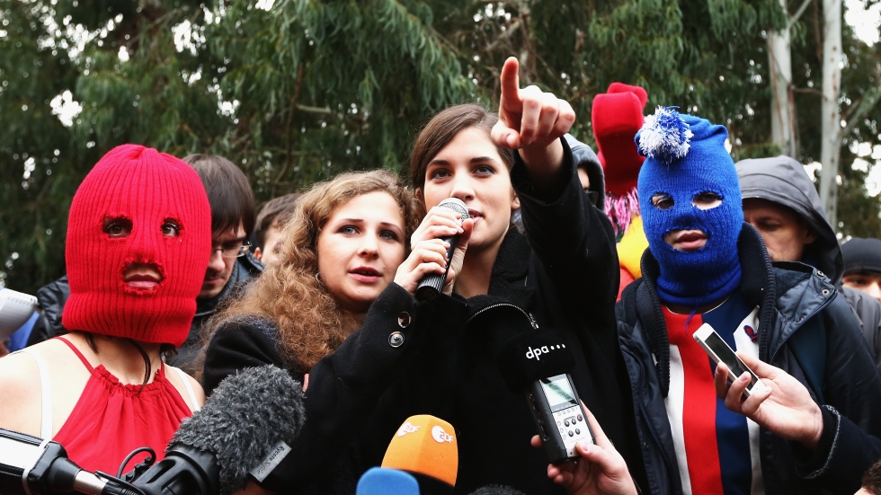 "Pussy Riot" подкрепи легализацията на абортите в Аржентина (ВИДЕО)