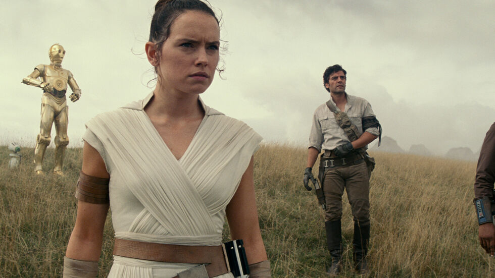 "Star Wars: The Rise Of Skywalker" слага триумфален край на кино сагата "Междузвездни войни" (ВИДЕО)